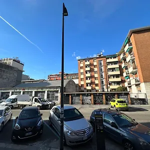 Nolo62, A Nifty Flat In , Milan Italy